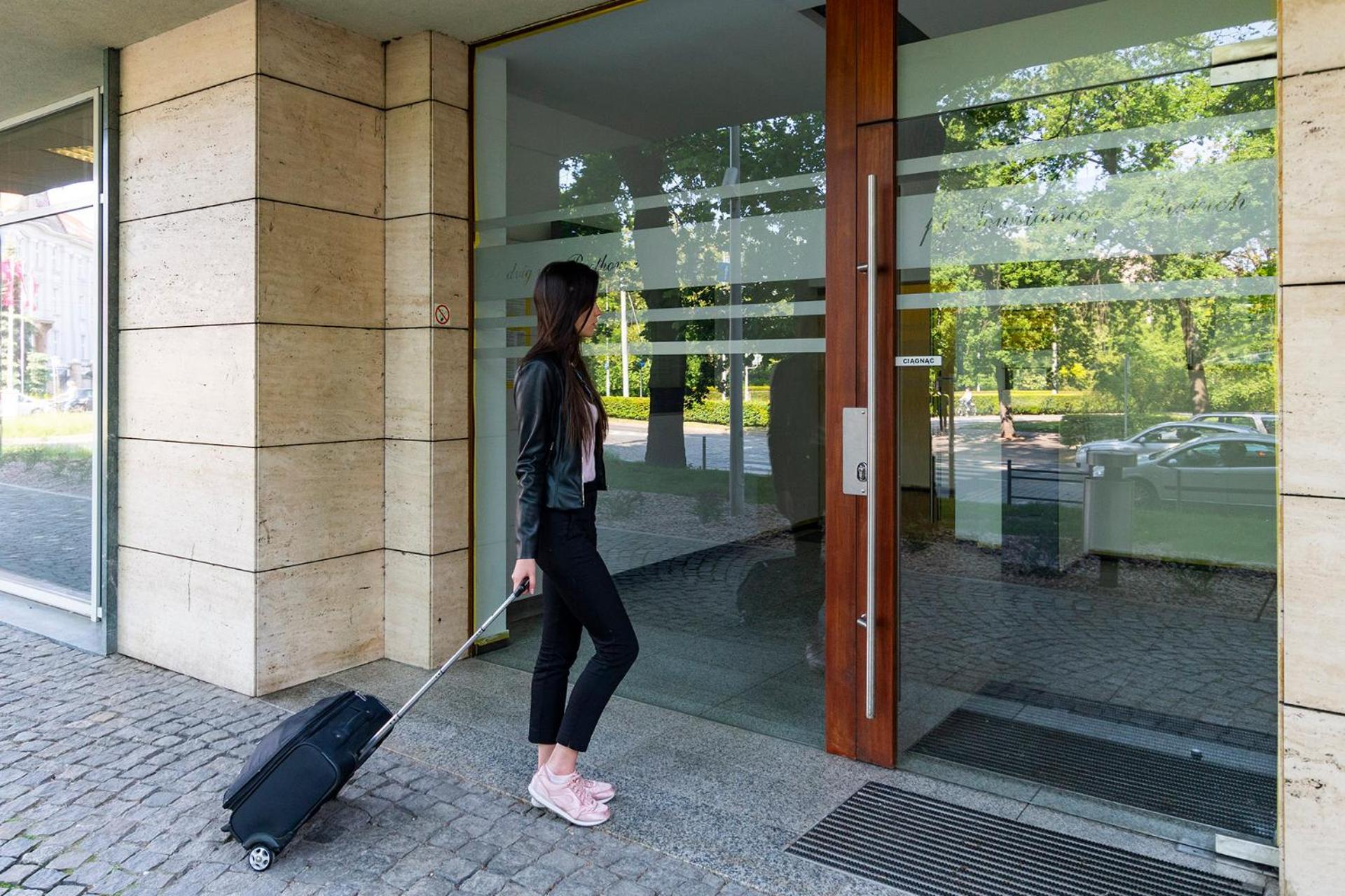 ורוצלב Apartament Rondo Verona - Free, Secure Parking For Guests מראה חיצוני תמונה